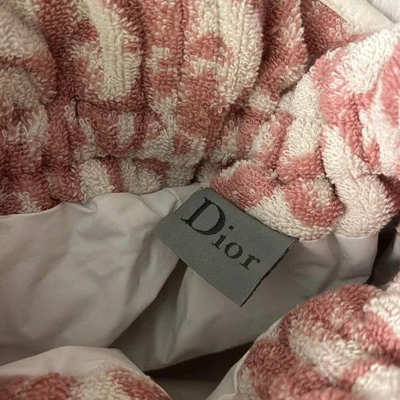 Dior cute pink and cream terry large drawstring bucket bag with pouch - Picture 6 of 17